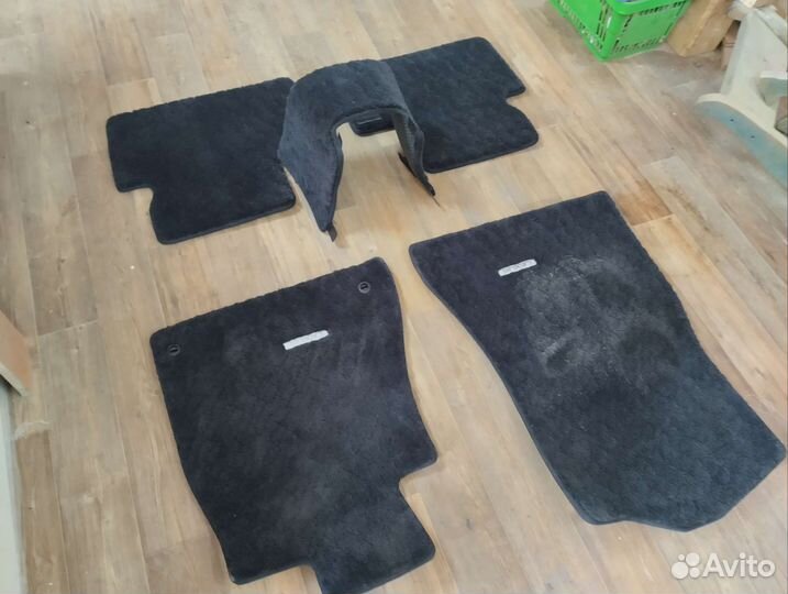 Автомобильные коврики Lexus