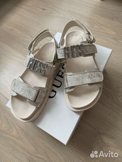 Босоножки Guess 36 размер