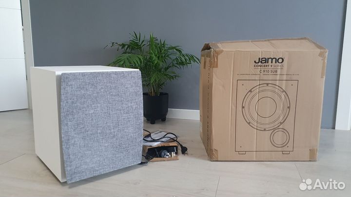 Сабвуфер Jamo C 910 SUB Matte white
