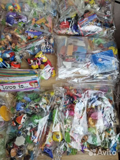 Киндер игрушки