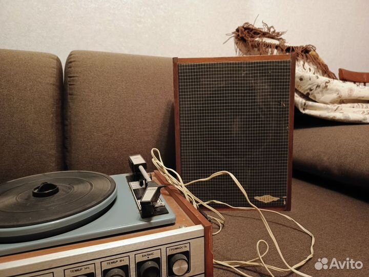 Проигрыватель винила