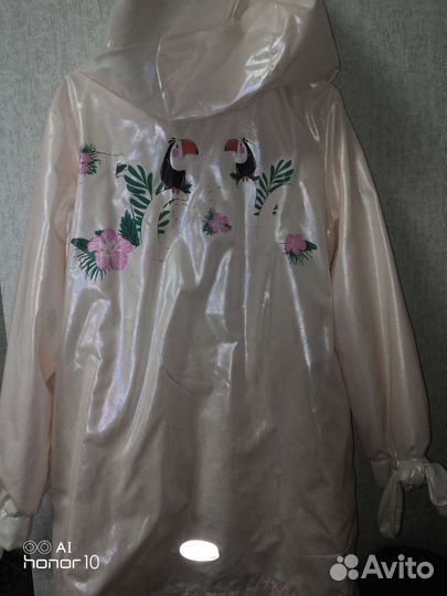 Ветровка для девочки