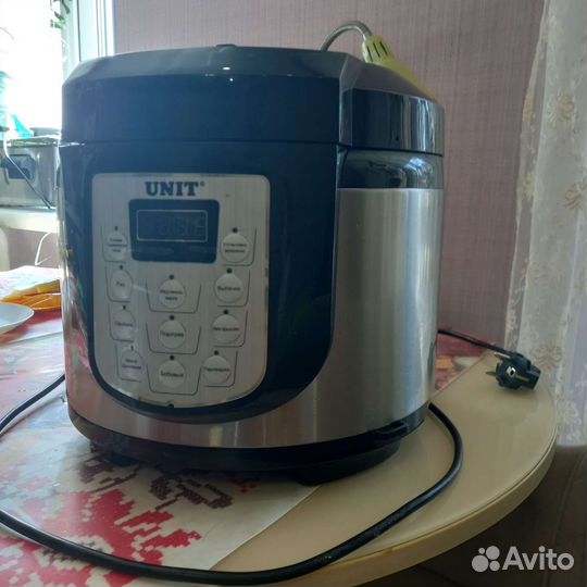 Мультиварка новая