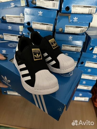 Кроссовки с нюансом adidas 360 слипоны