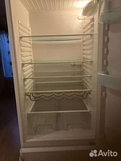 Холодильник electrolux