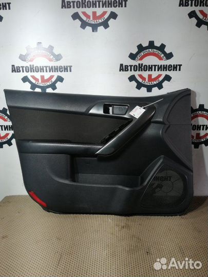 Обшивка двери передняя левая Kia Cerato TD G4FC