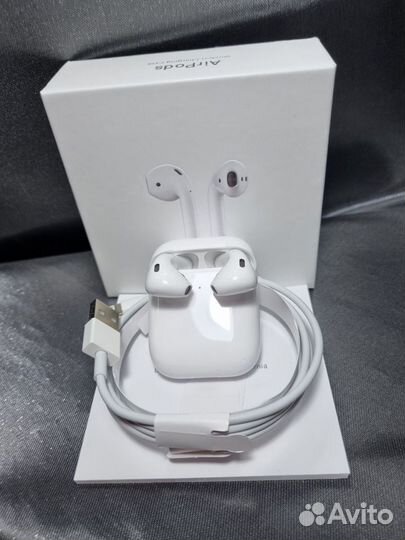 Наушники Apple AirPods 2 exclusive