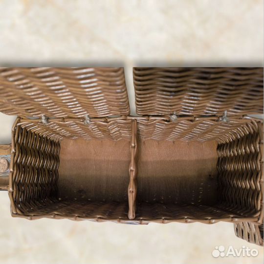Плетеный короб с перегородкой и крышкой на заказ
