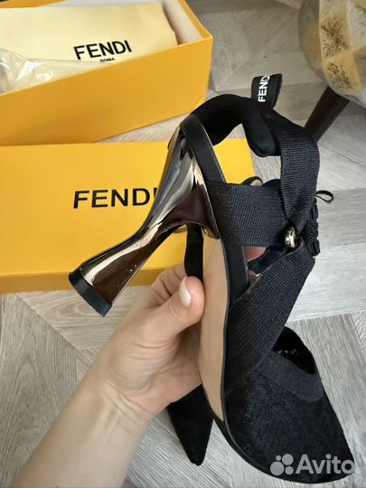 Туфли Fendi 37