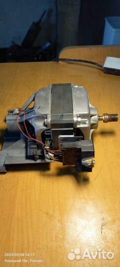 Двигатель для стиральной машинки Zanussi