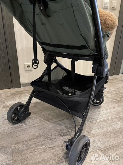 Прогулочная коляска jole pact