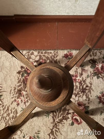 Подставка для цветов