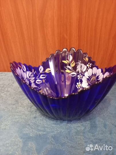 Ваза конфетница из цветного стекла