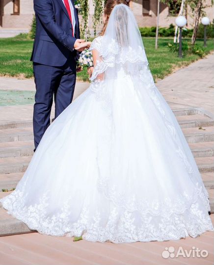 Свадебное платье