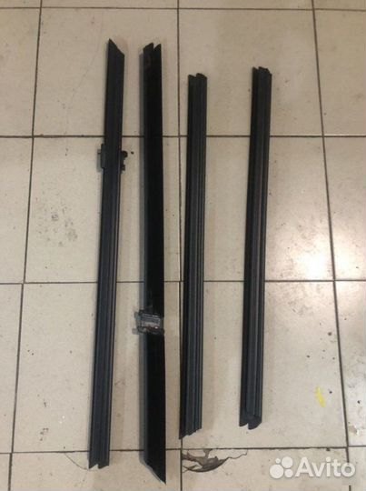 Уплотнители стекла Bmw 5 F10