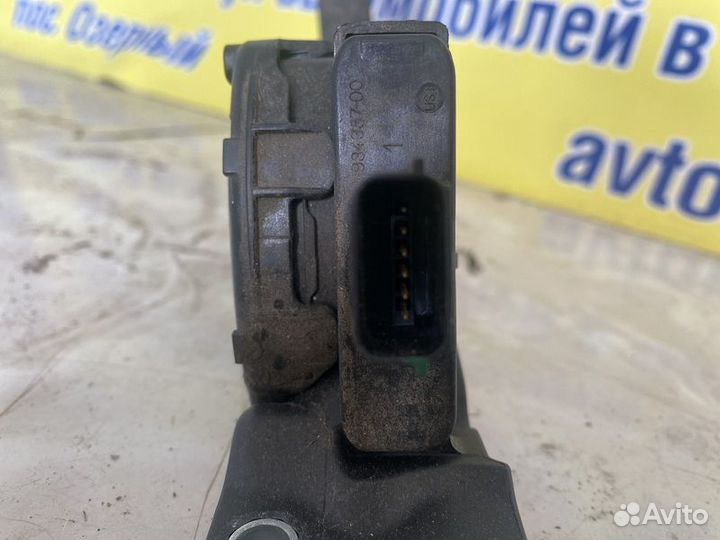 Педаль газа Ford Focus 3