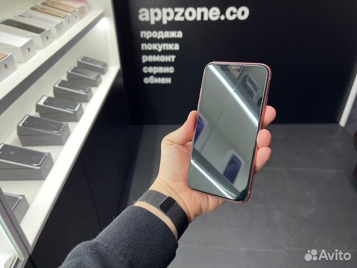 iPhone Xr, 64 ГБ
