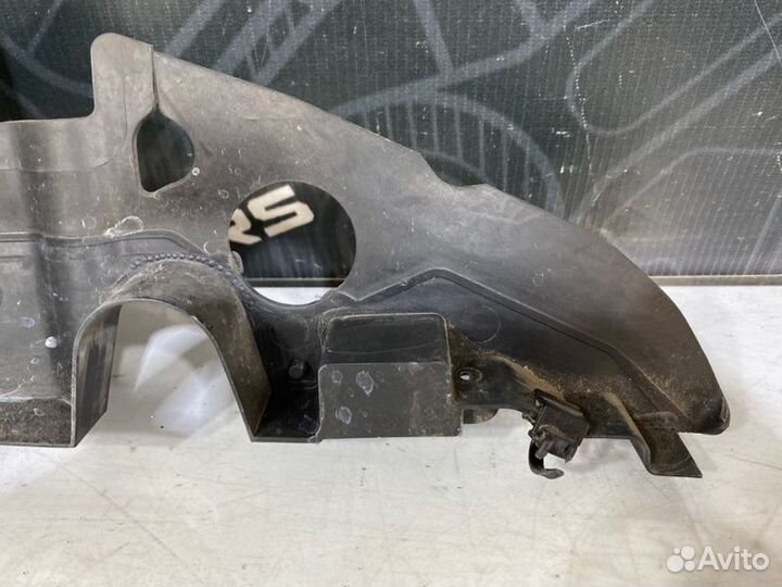 Воздуховод радиатора левый Audi A6 C6 caja 2011