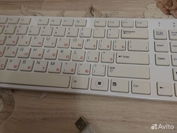 Клавиатура похожая на Apple