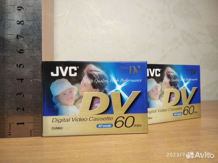 Видеокассеты новые JVC MiniDV 60 min - 2шт. + 1