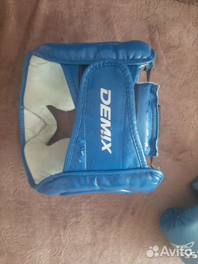 Детский шлем и перчатки для мма