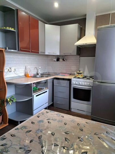 3-к. квартира, 56 м², 4/5 эт.