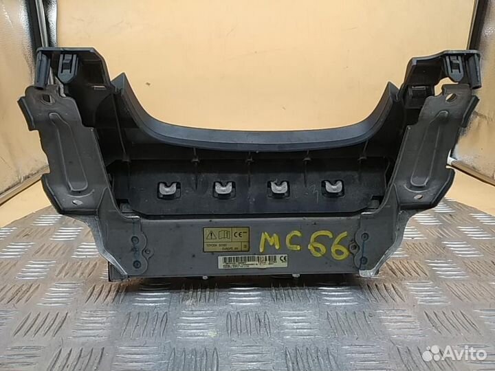 Подушка безопасности нижняя (для колен) Mitsubishi