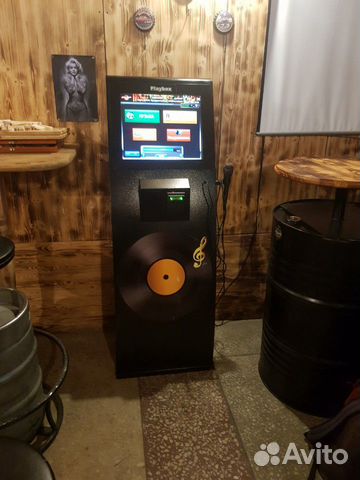 Музыкальный автомат (караоке)