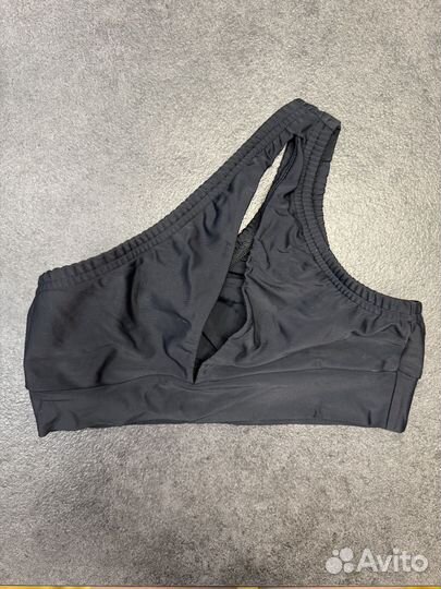 Топ с разрезом