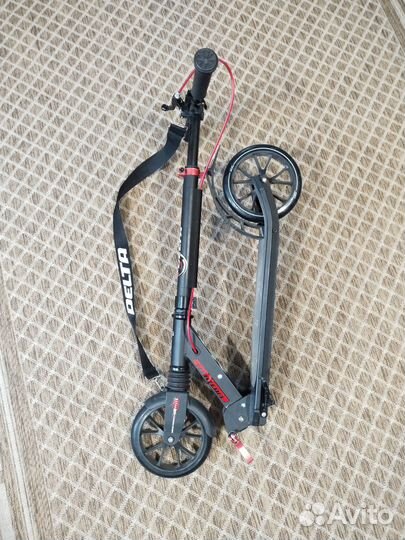 Самокат Delta