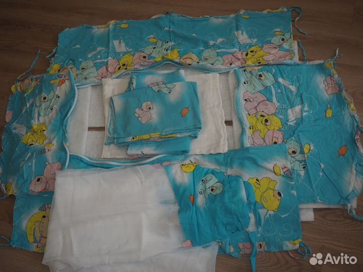 Комплект в кроватку для новорожденных(на дачу)