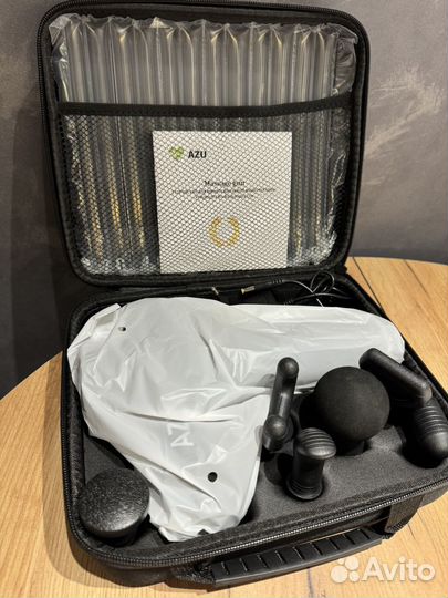 Перкуссионный массажер AZU