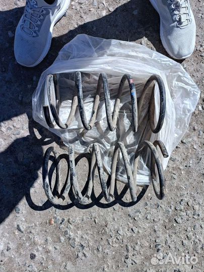 Пружины lancer 9 передние