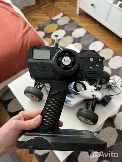 Машина на радиоуправлении с двс