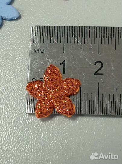 Вырубка из глитерного фоамирана для творчества