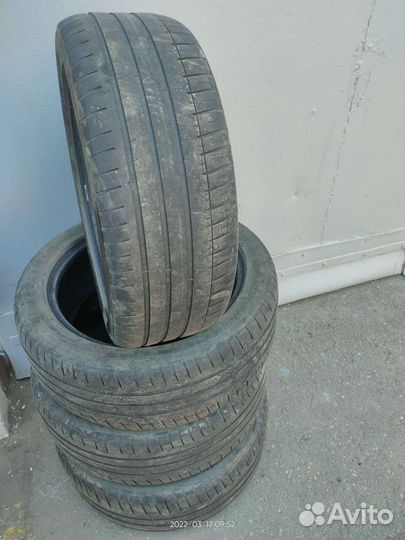 Michelin Pilot Sport 3 235/45 R18