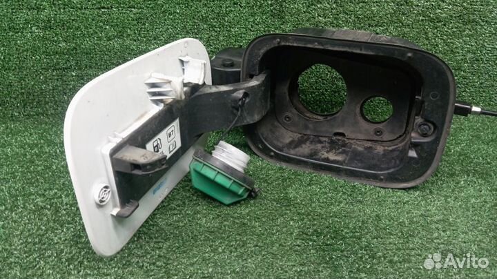 Лючок бензобака Kia Sportage