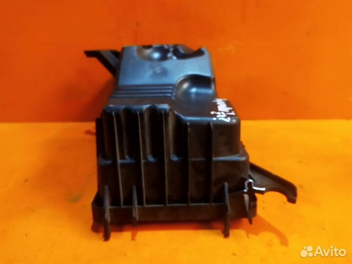 Корпус воздушного фильтра Hyundai Solaris 2