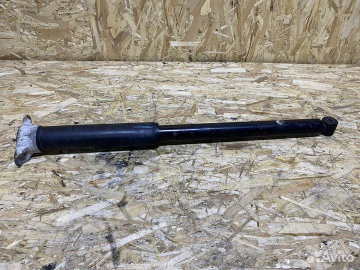 Стойка амортизатора задняя volvo v40