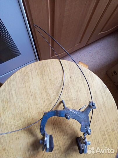 Механизм переднего тормоза 