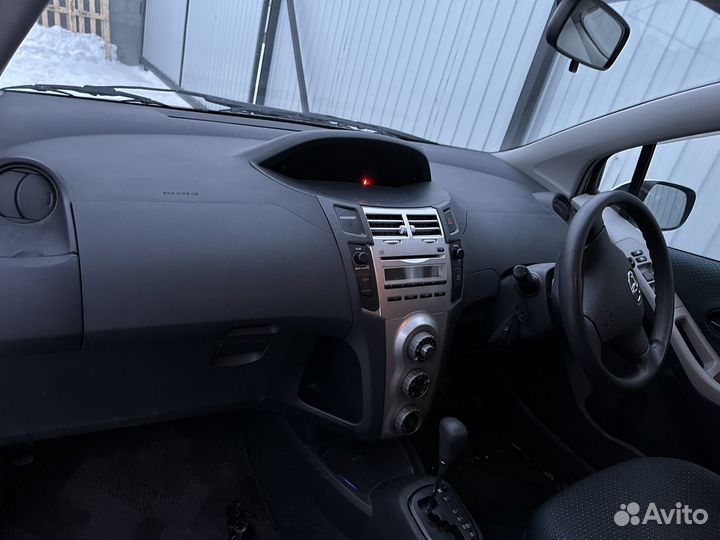 Toyota vitz 2006г 4WD по запчастям