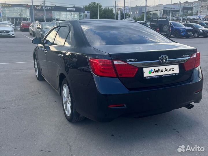 Toyota Camry 2.5 AT, 2012, 218 000 км