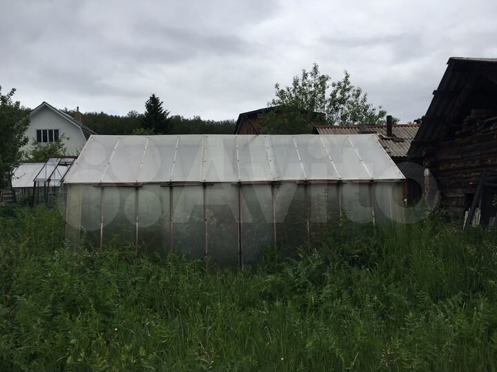 Дом 25 м² на участке 5,5 сот.