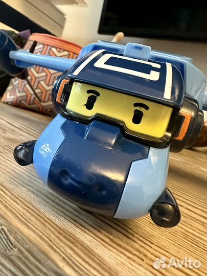 Самолет Кэри из серии Робокар Поли