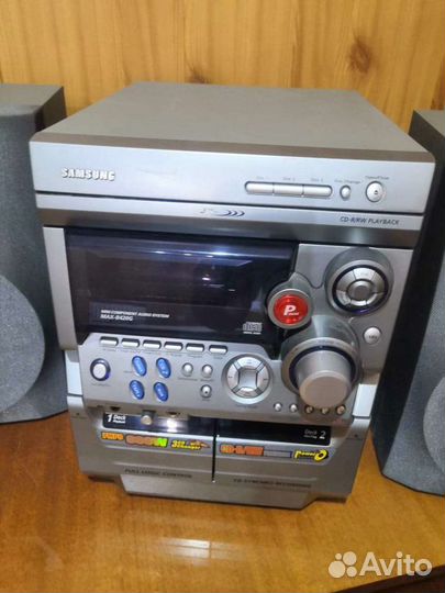 Музыкальный центр с блютуз и USB