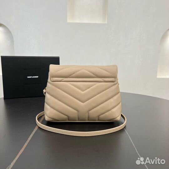 Yves saint laurent loulou сумка