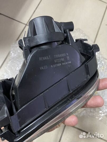 Фара противотуманная Рено Clio левая