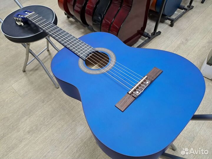 Гитара классическая синяя матовая