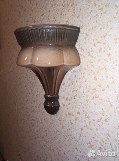 Кашпо горшок для цветов на стену