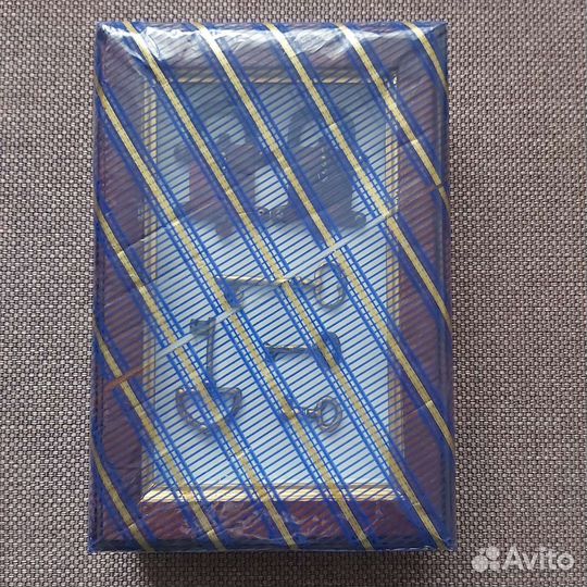 Шкатулка для ключей. Новая. В упаковке
